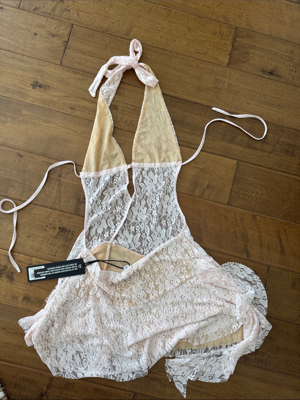 I.AM.GIA Irisia Lace Dress - Picture 6 of 7